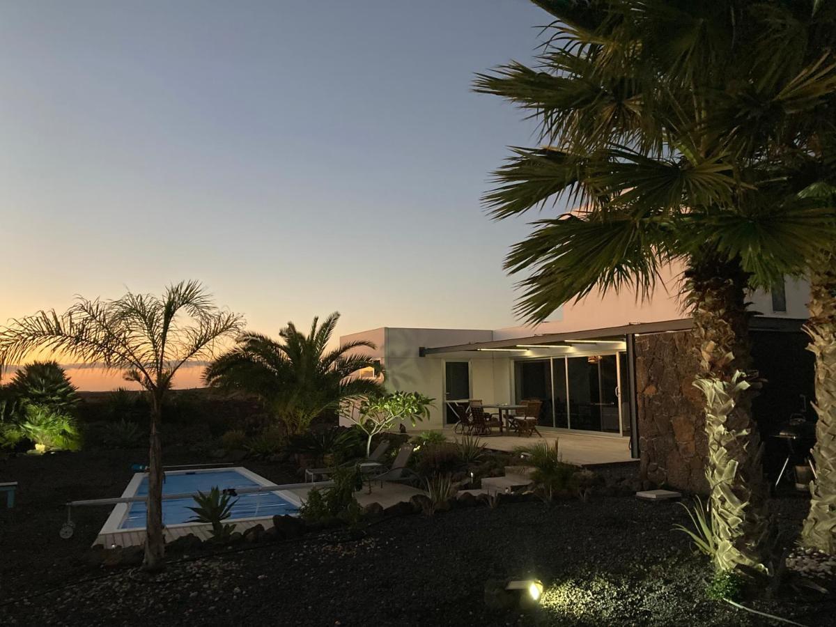 Majanicho Rock - Villa With Heated Pool ラハレス エクステリア 写真